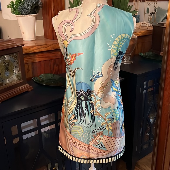 Miss Coco Dress - Picture 2 of 6